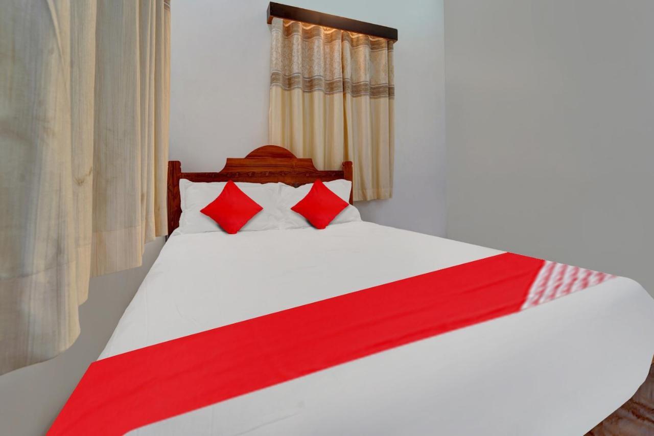 Flagship Sri Kamatchi Hotel & Rooms Madurai Esterno foto