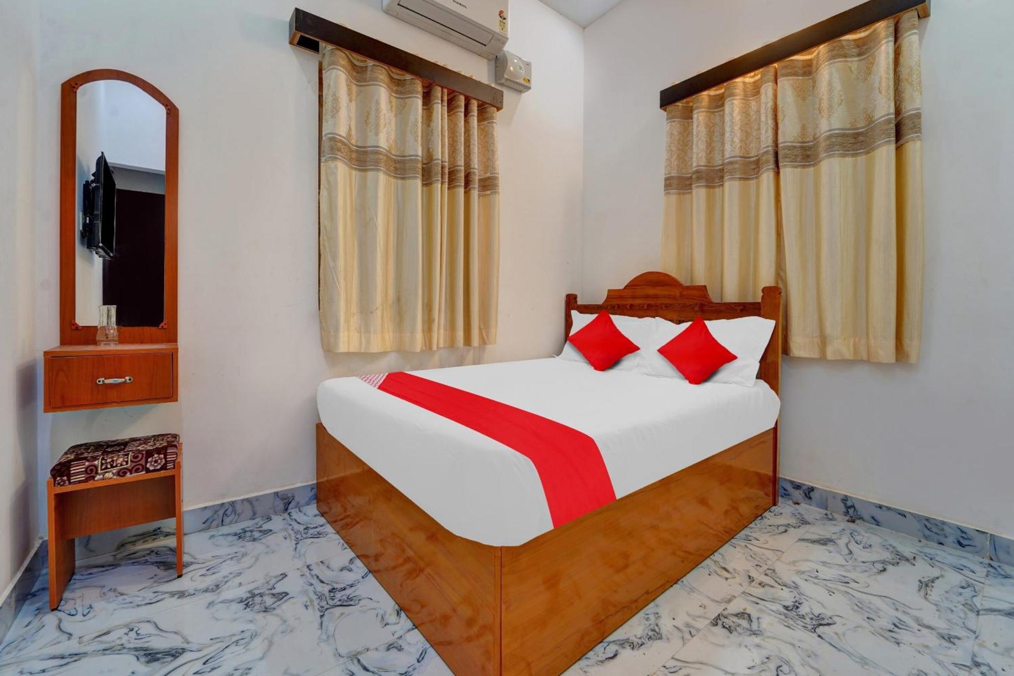 Flagship Sri Kamatchi Hotel & Rooms Madurai Esterno foto